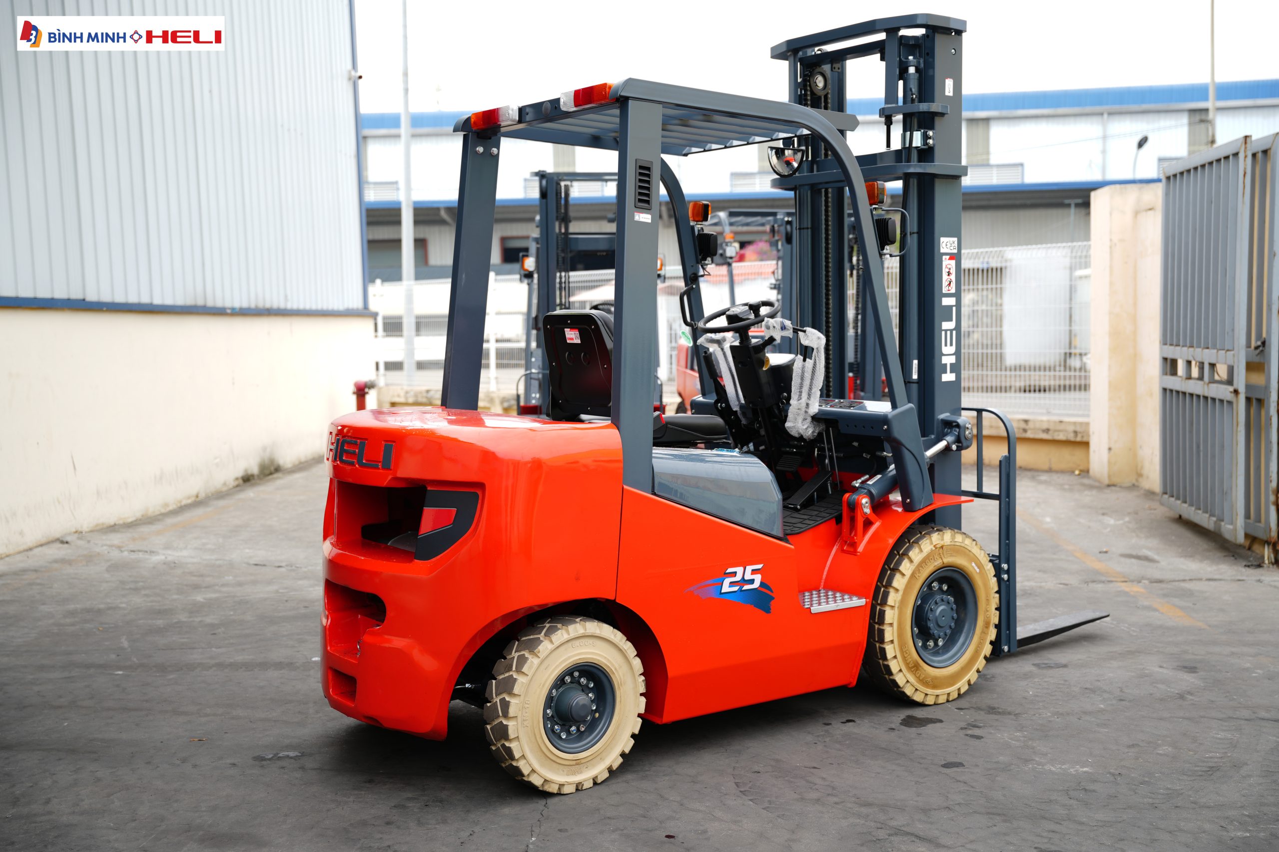 xe nâng dầu 2,5 tấn K2 series