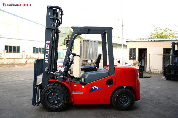 Xe nâng dầu 3,5 tấn